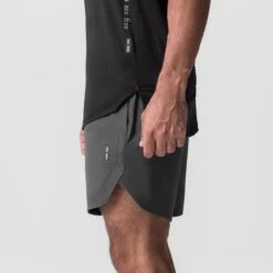 0823. Tetra-Lite® 7" Linerless Short - Raven "Wings" -Fashion Shop 0823 RAVEN Wings 7 Shorts 3