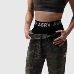 W036. Ripstop Relaxed Track Pant - Dark Camo -Fashion Shop 7M3A6337