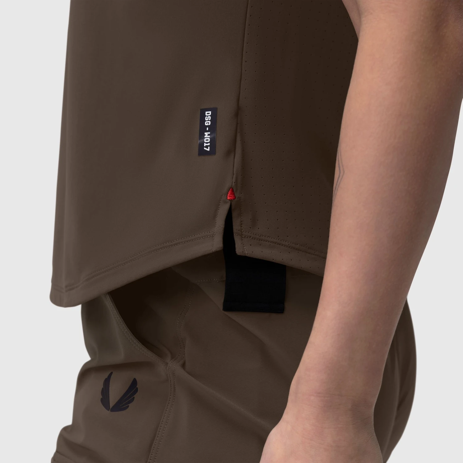 W017. Laser-Vent™ Established Tee - Dark Earth 7 W017. Laser-Vent™ Established Tee - Dark Earth - Image 5