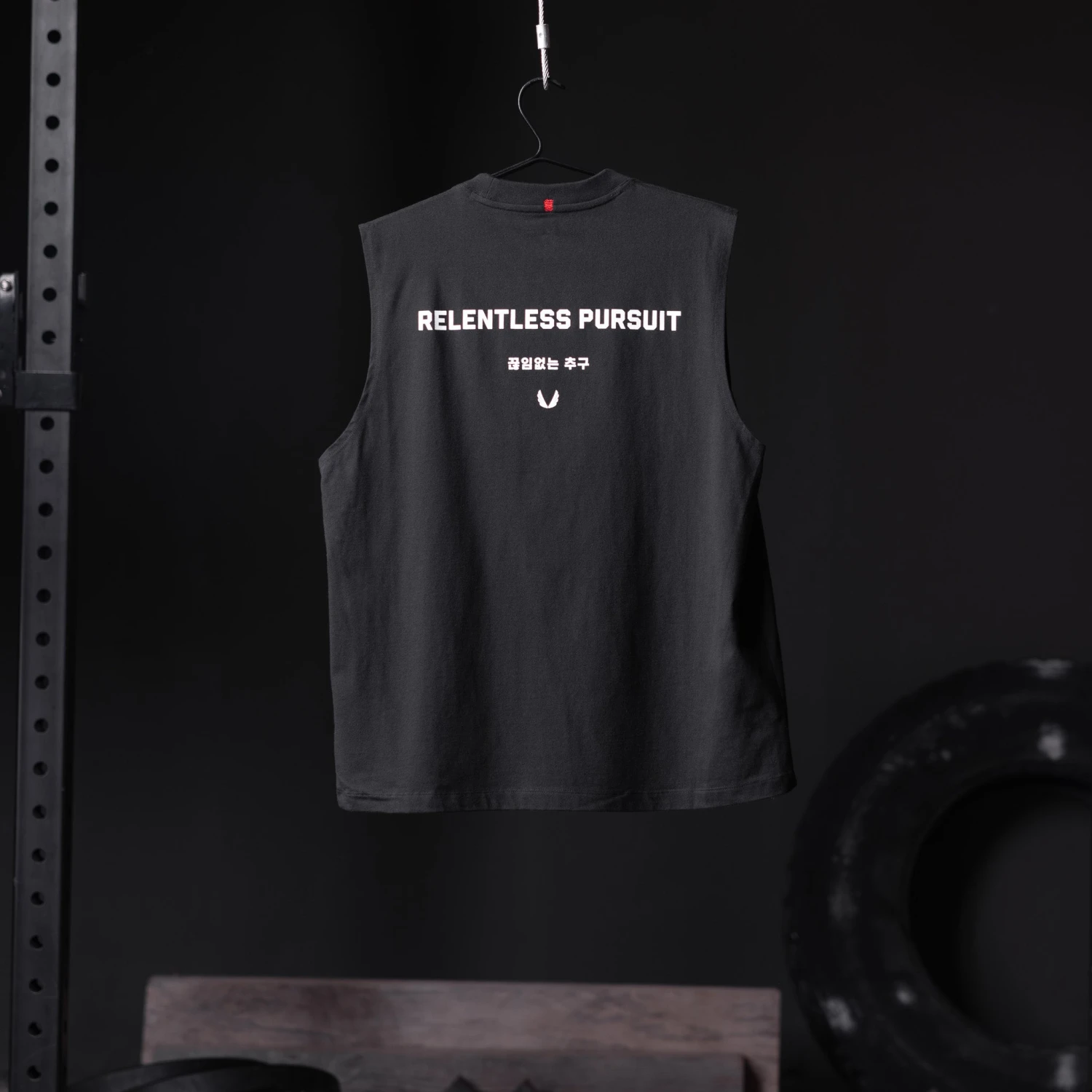 0807. Tech Essential™ Relaxed Cutoff - Black "RP Wings Stack" 3 0807. Tech Essential™ Relaxed Cutoff - Black "RP Wings Stack"