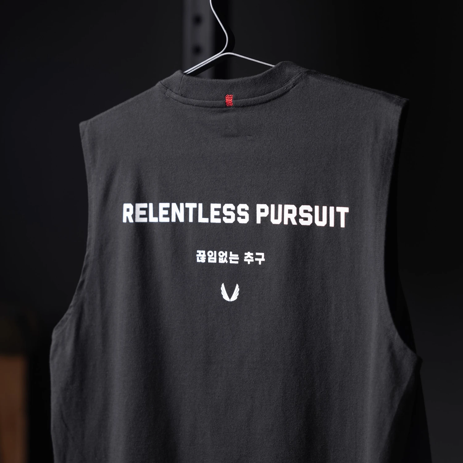 0807. Tech Essential™ Relaxed Cutoff - Black "RP Wings Stack" 5 0807. Tech Essential™ Relaxed Cutoff - Black "RP Wings Stack" - Image 3