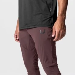 0699. Tetra-Lite® Hybrid Jogger - Plum -Fashion Shop CC3E Comm 167