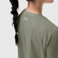 W018. AeroSilver® Cropped Tee - Sage -Fashion Shop WomensEcomm S 25 Judith 25 SAGE